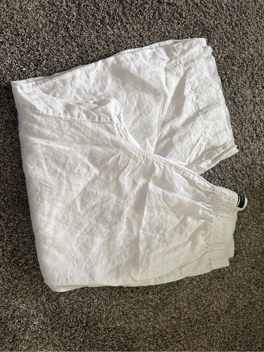 Tahari White Linen Elastic Waist Shorts